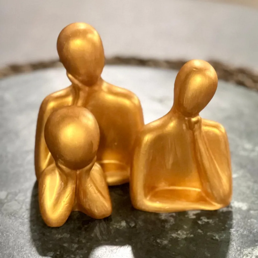 A masterpiece: 3 abstract sculpture